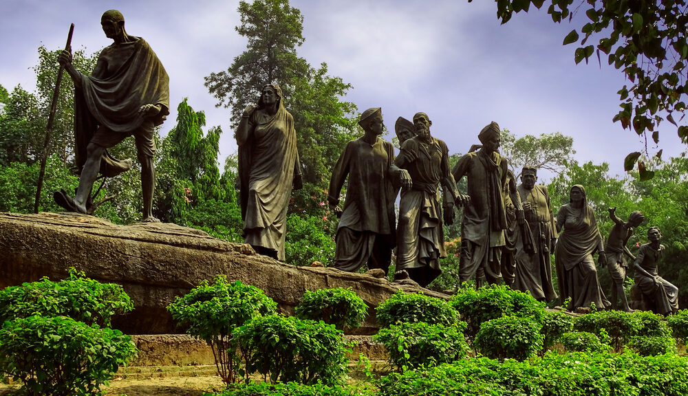 Statues representing Nonviolence